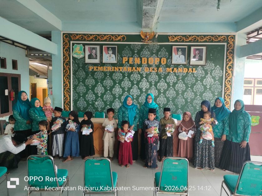 PKK dan Perangkat Desa Mandala Gelar Santunan Anak Yatim pada 10 Muharram 1448 H